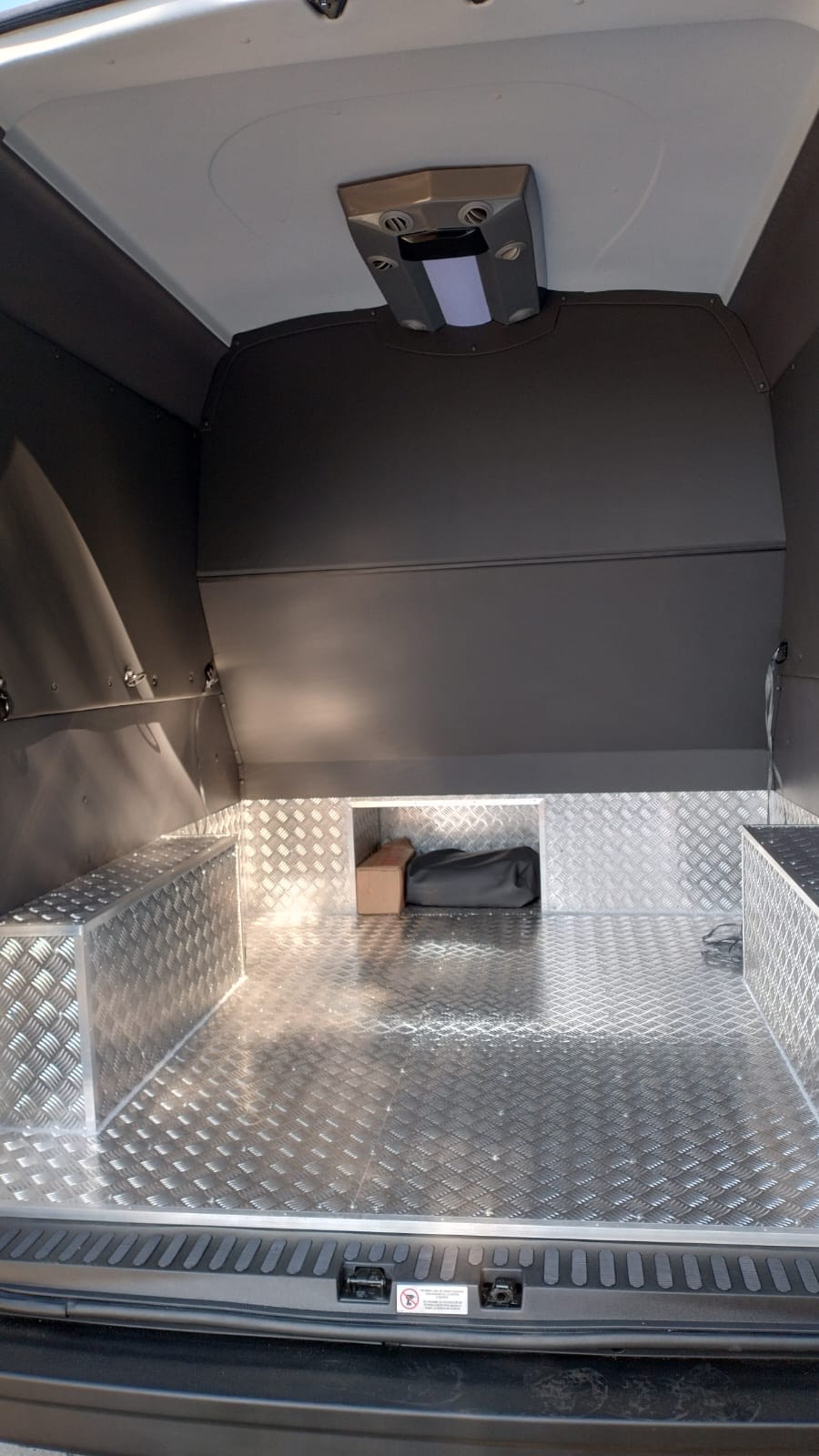 Van 2